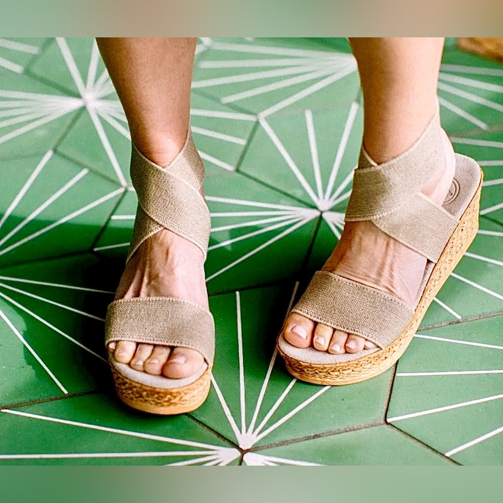 CHARLESTON SHOE CO. Beige Wedge Sandals